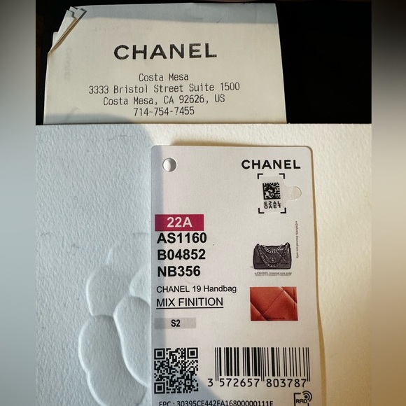 🦄RARE 🦄 Chanel 19 Small Caramel 22A Lambskin - Picture 15 of 17